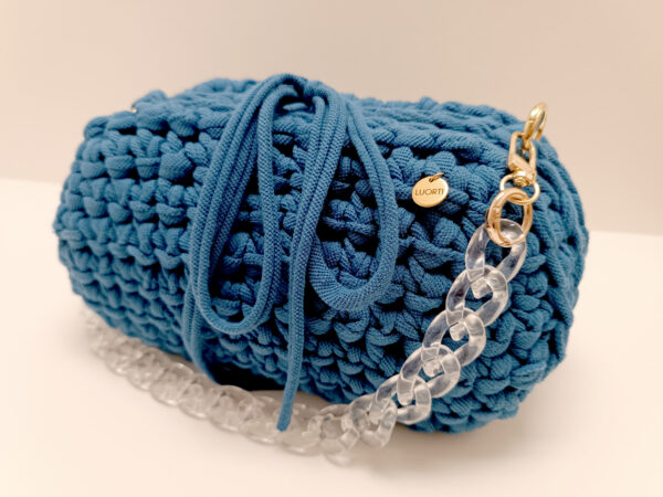 BLOOM - Imagen 3