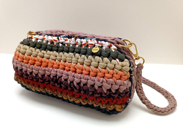 BLOOM - Imagen 3